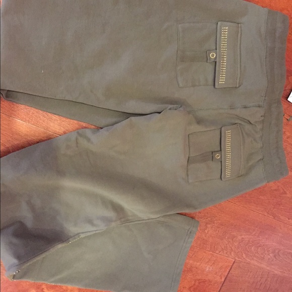 Olive green BCBG pants NWT - Picture 4 of 4
